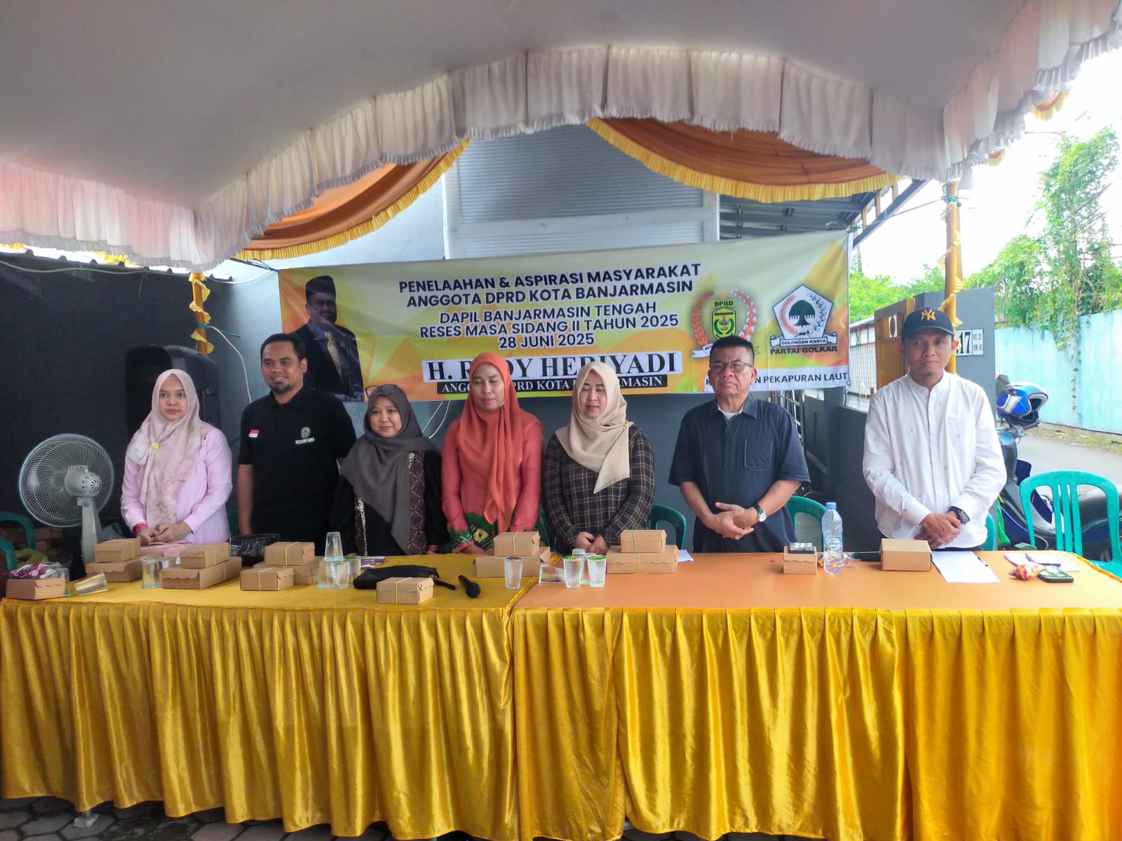 H. Rudy Heriyadi ketika menggelar penelaahan dan penyerapan aspirasi masyarakat di daerah pemilihannya, Banjarmasin Tengah. Foto-Dok. Istimewa