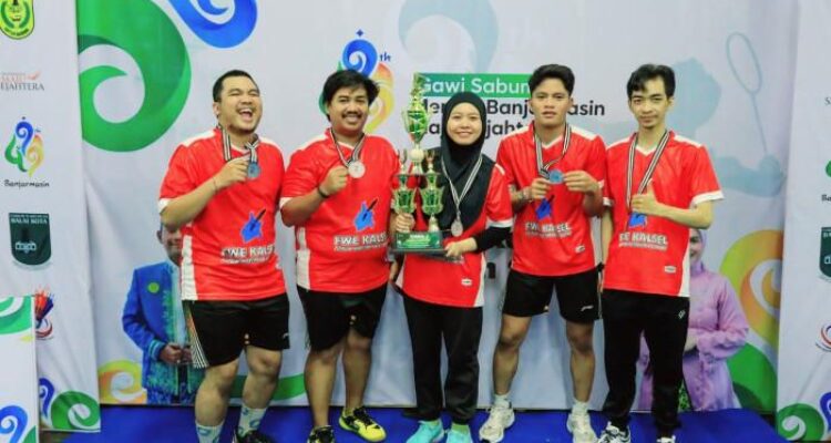 Tim FWE Kalsel bersama Piala Wali Kota Banjarmasin tahun 2025. Foto-Istimewa