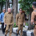 Wali Kota Banjarmasin H. M. Yamin HR bersama Gubernur Kalimantan Selatan H. Muhidin dalam kegiatan Sosialisasi Piloting Digitalisasi Bantuan Sosial dan Peran Pemerintah Daerah di Kantor Kementerian Dalam Negeri. Foto-Prokom-Bjm