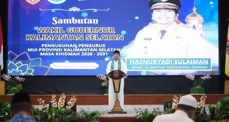 Wakil Gubernur Kalimantan Selatan Hasnuryadi Sulaiman ketika memberi sambutan di acara pengukuhan pengurus MUI Kalsel 2026–2031. Foto-dok. MC Kalsel