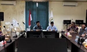 LPTQ Kalsel rapat persiapan Rapat Kerja Daerah (Rakerda) yang digelar di Sekretariat LPTQ Kalsel. Foto-dok. MC Kalsel