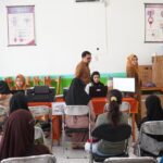 Kadisdik Banjarmasin bersama jajaran pantau Pelaksanaan Seleksi Penerimaan Murid Baru (SPMB) tingkat SMP di Kota Banjarmasin. Foto-El Muhammad