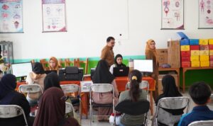 Kadisdik Banjarmasin bersama jajaran pantau Pelaksanaan Seleksi Penerimaan Murid Baru (SPMB) tingkat SMP di Kota Banjarmasin. Foto-El Muhammad Kadisdik Banjarmasin bersama jajaran pantau Pelaksanaan Seleksi Penerimaan Murid Baru (SPMB) tingkat SMP di Kota Banjarmasin. Foto-El Muhammad