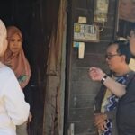 DPRKP Banjarmasin melakukan peninjauan rumah pasangan suami istri Junaidi dan Rusnah. Foto-El Muhammad
